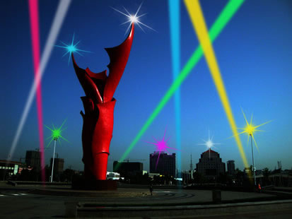 �������Y