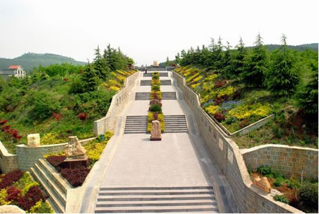 �������Y