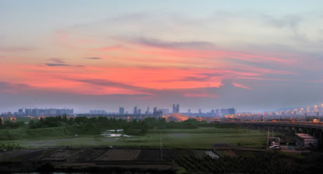 �������Y