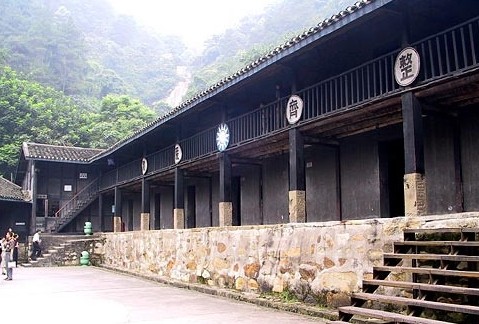 �������Y