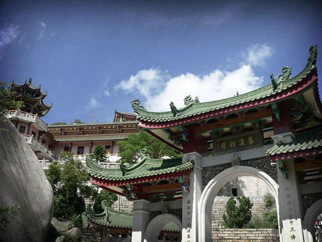 �������Y