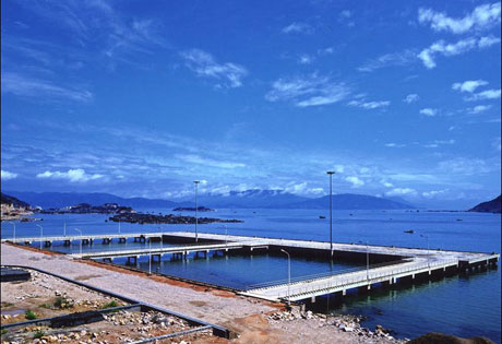 �������Y