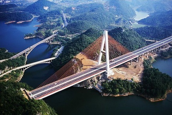 �������Y