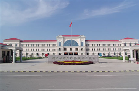 �������Y