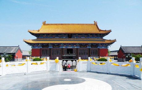 �������Y