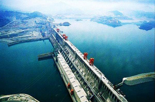 �������Y