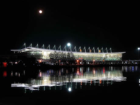 �������Y