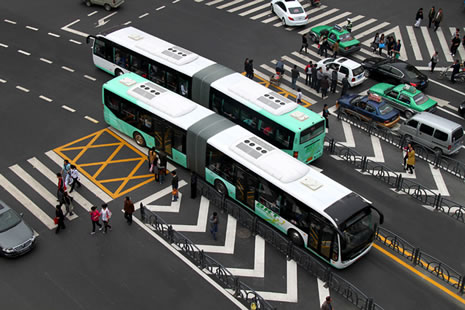 �������Y