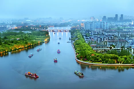 �������Y