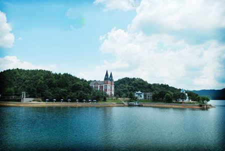 �������Y