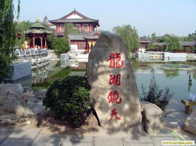 �������Y