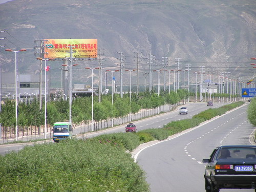 �������Y