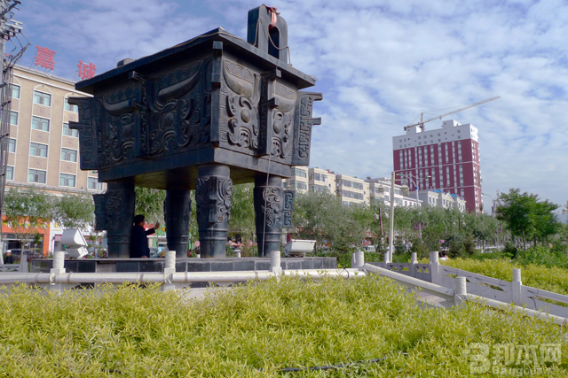 �������Y