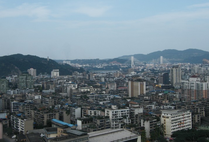 �������Y