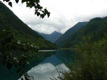 �������Y