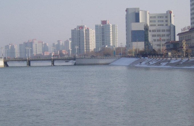 �������Y