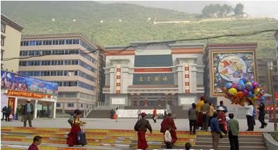 �������Y